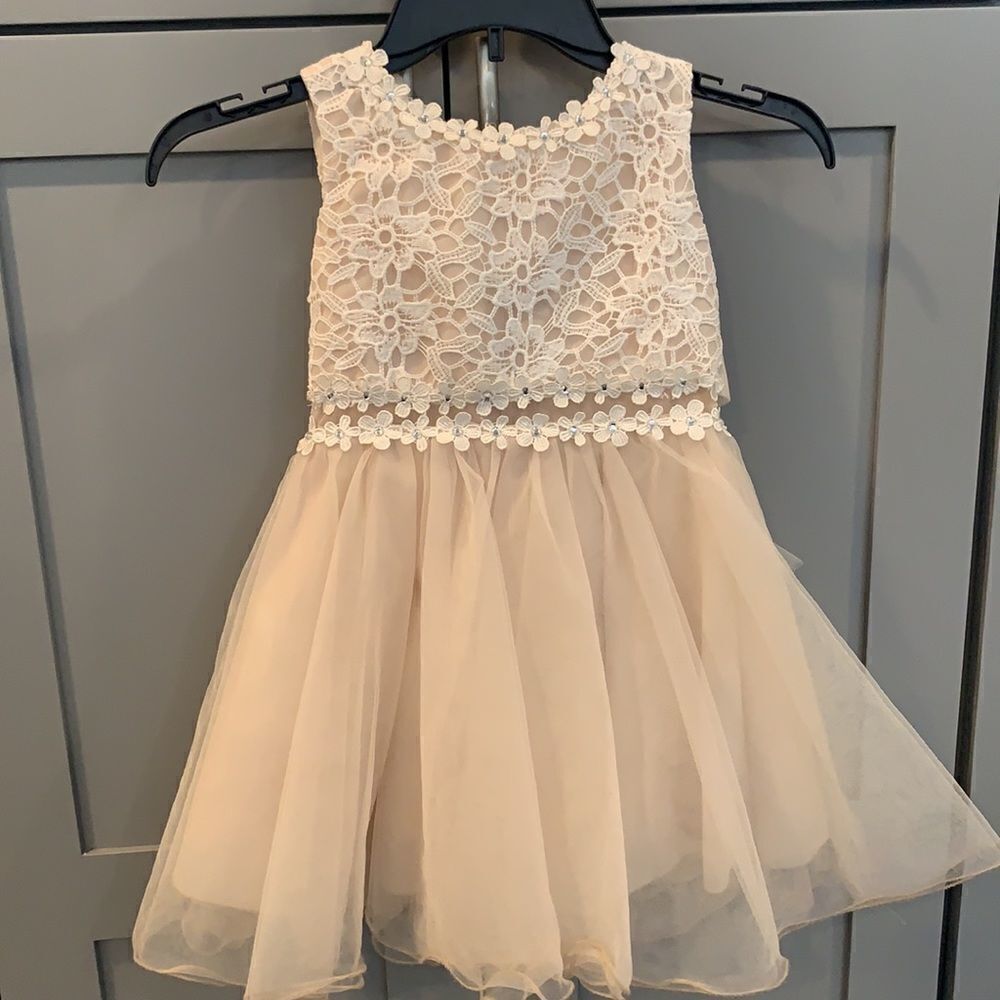Flower girl dress 👗